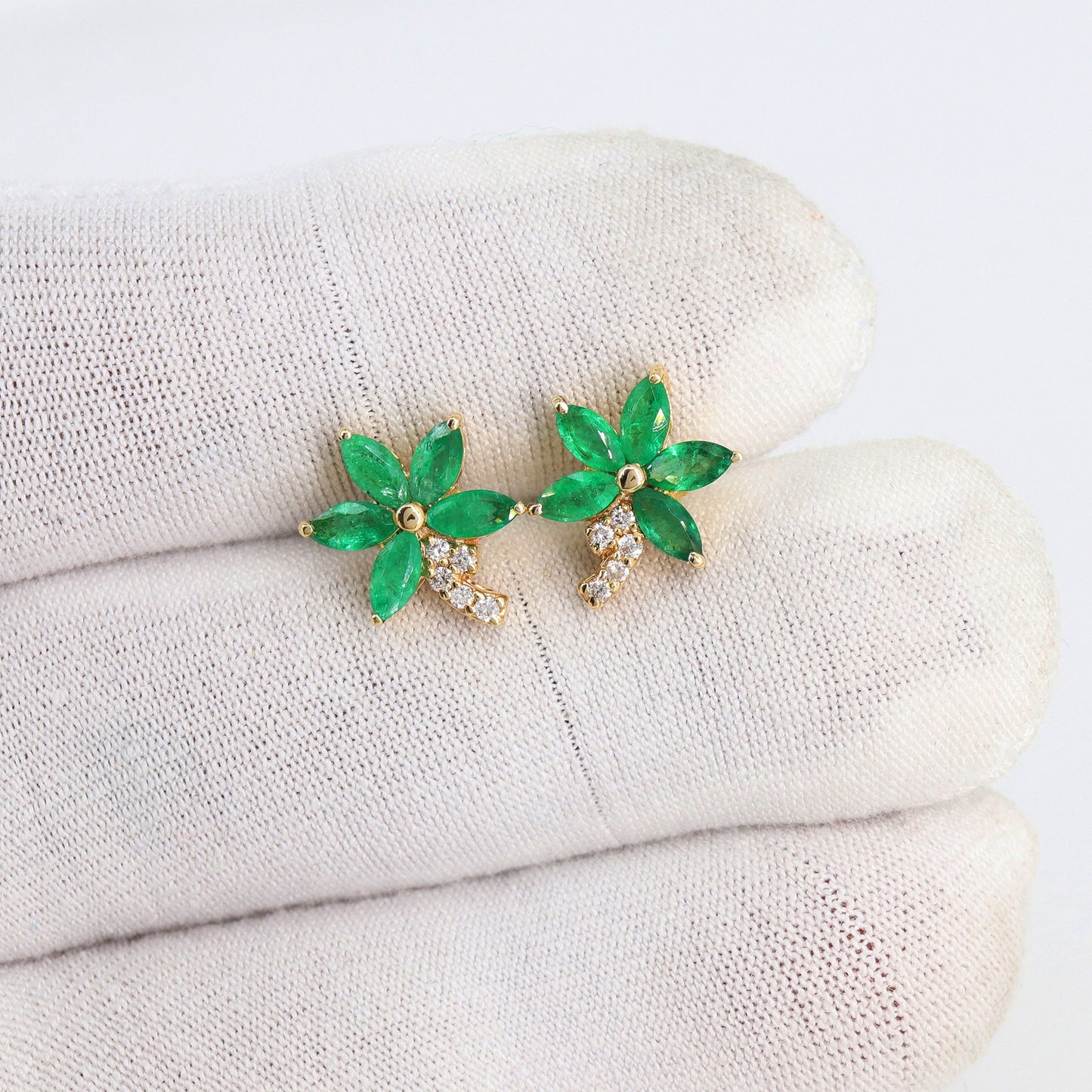 Emerald Stud Earring 14K Gold