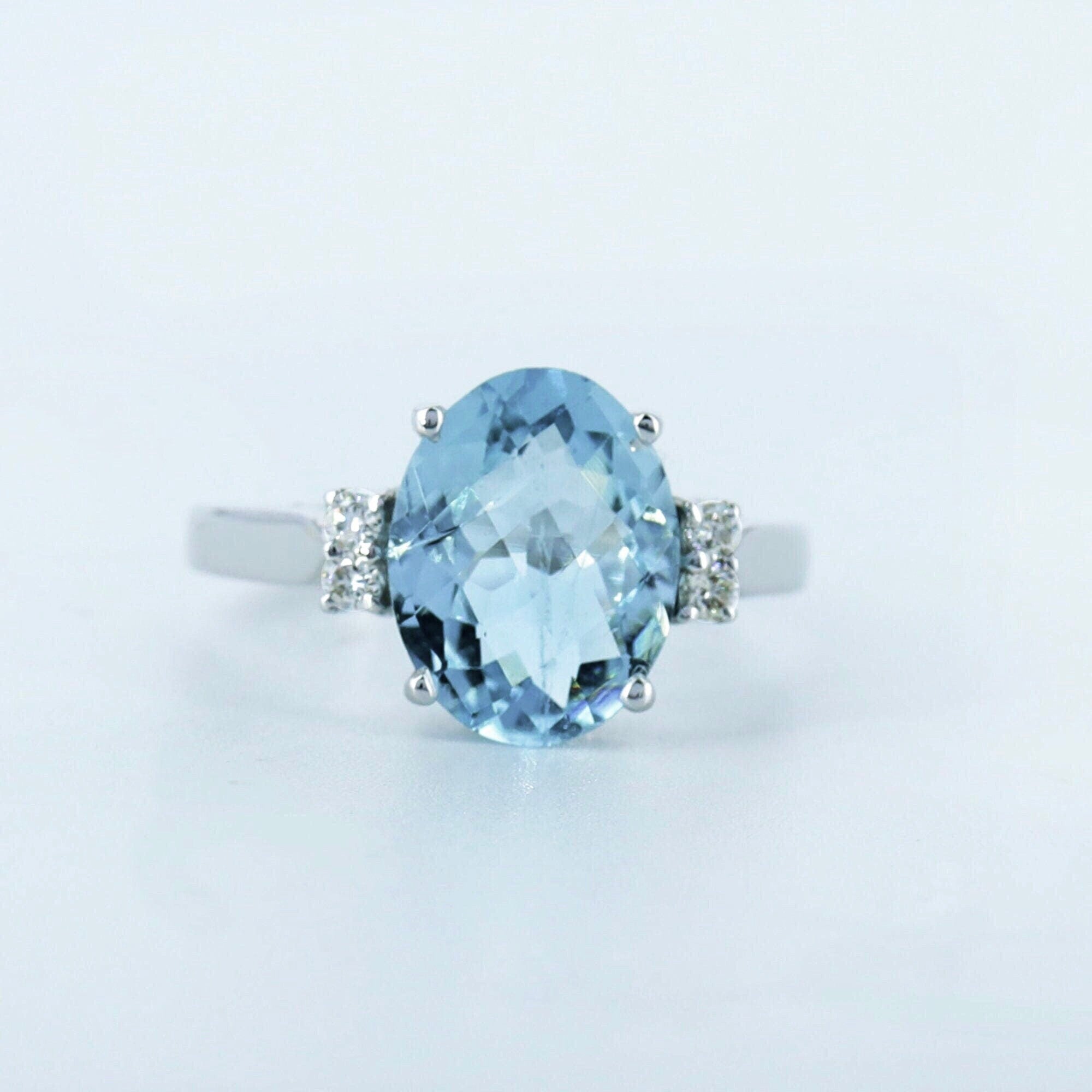 White Ring 14K Gold
