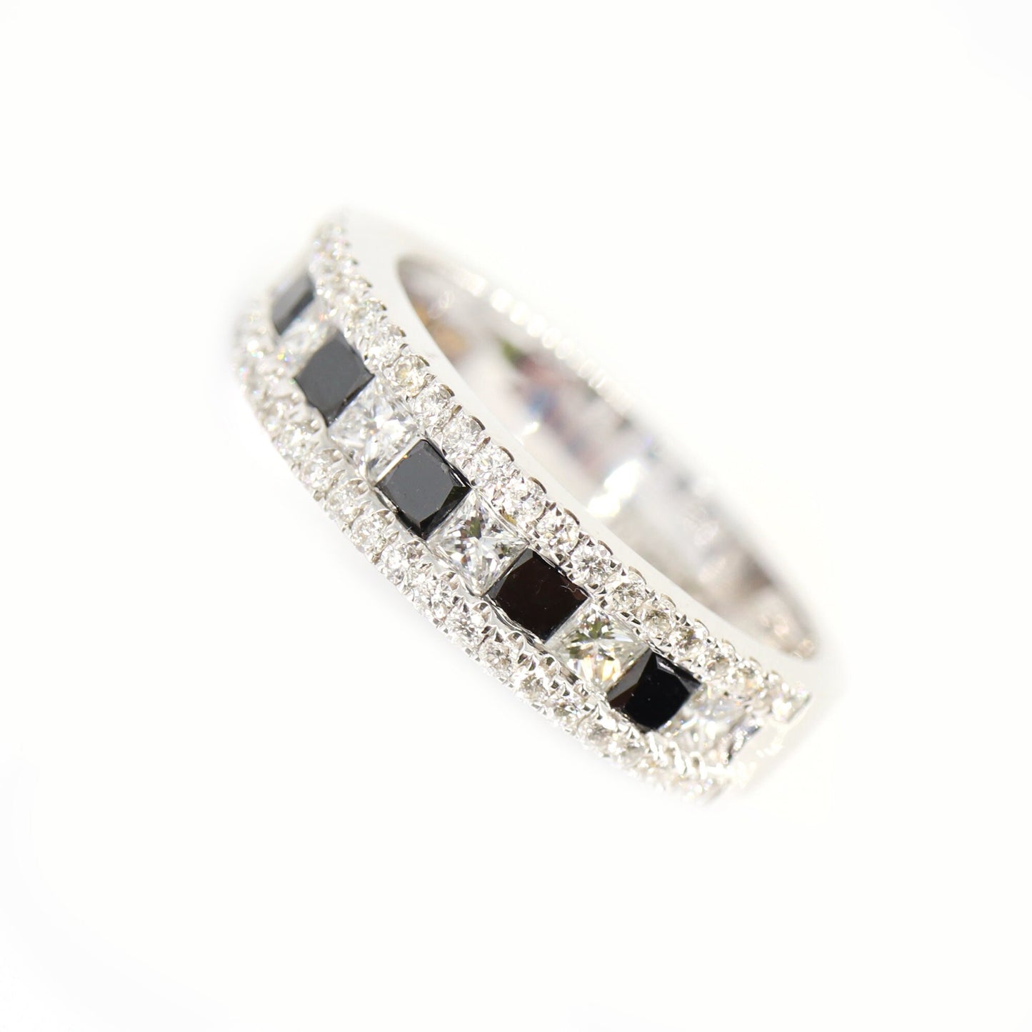 White Ring 18K Gold