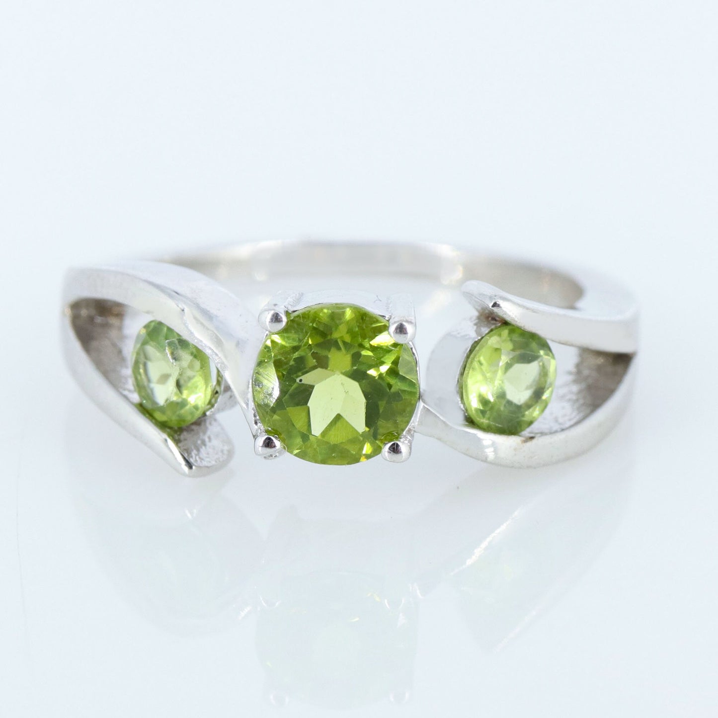 Peridot Ring Silver