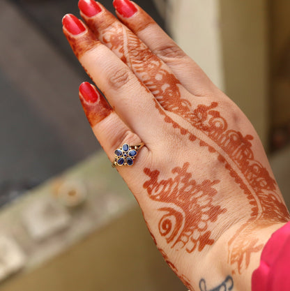 Vintage Sapphire Ring Gold