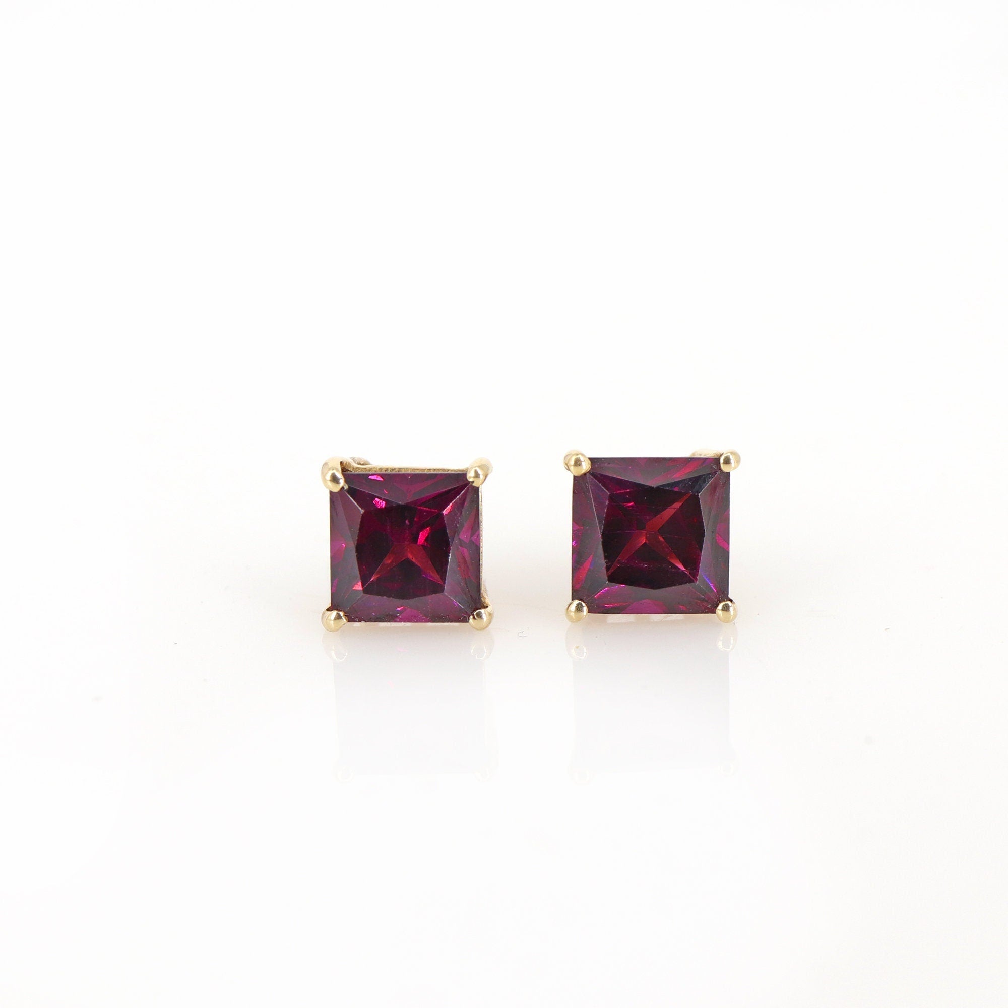 Rohdolite Garnet Studs Yellow January Earring 14K Gold