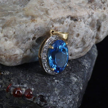 Dainty Pendant 14K Gold