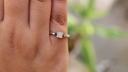 White Ring 18K Gold