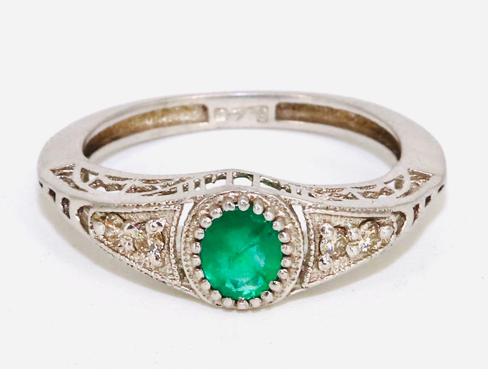 925 Sterling White Rhodium Beautiful Ring Gold