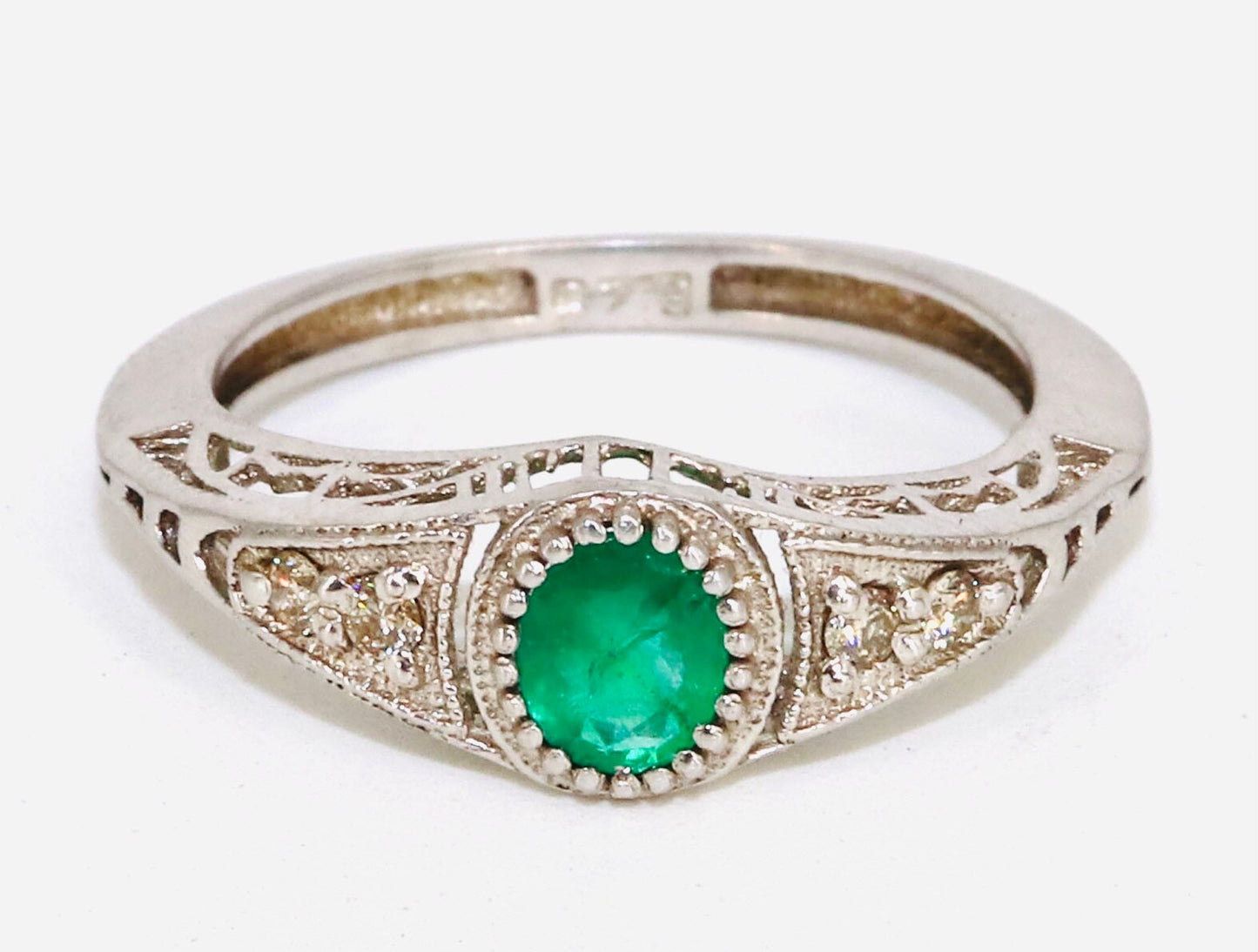 925 Sterling White Rhodium Beautiful Ring Gold