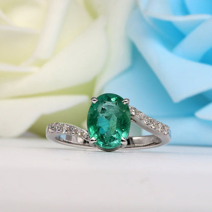 White Emerald Ring 18K Gold