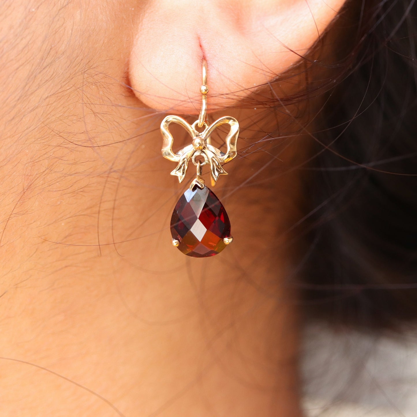 9K Yellow Bow Style Earring Gold