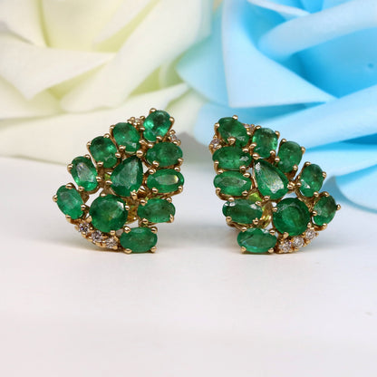 5.73 Emerald Big Size Pair Earring Gold