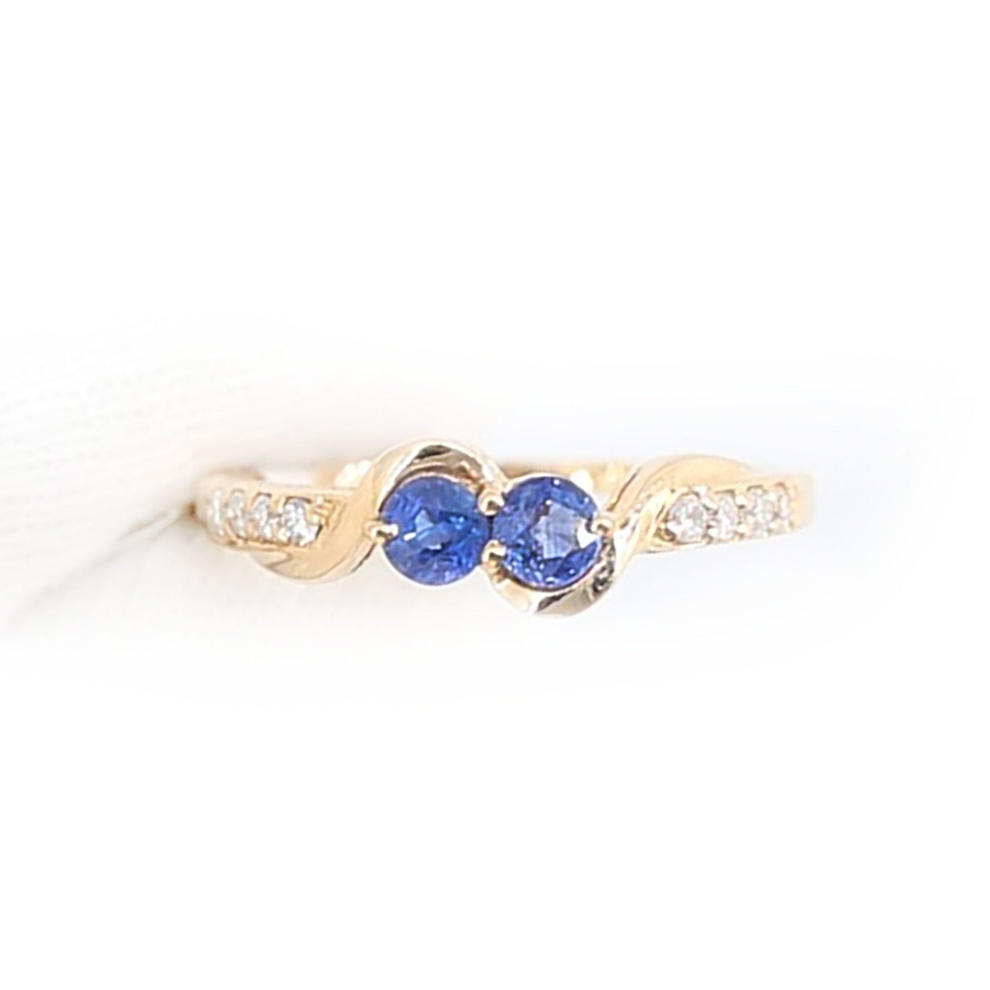Beautiful Ring 14K Gold