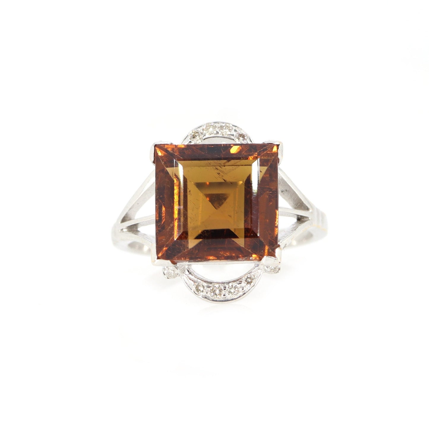 White Tourmaline Vintage Ring 14K Gold
