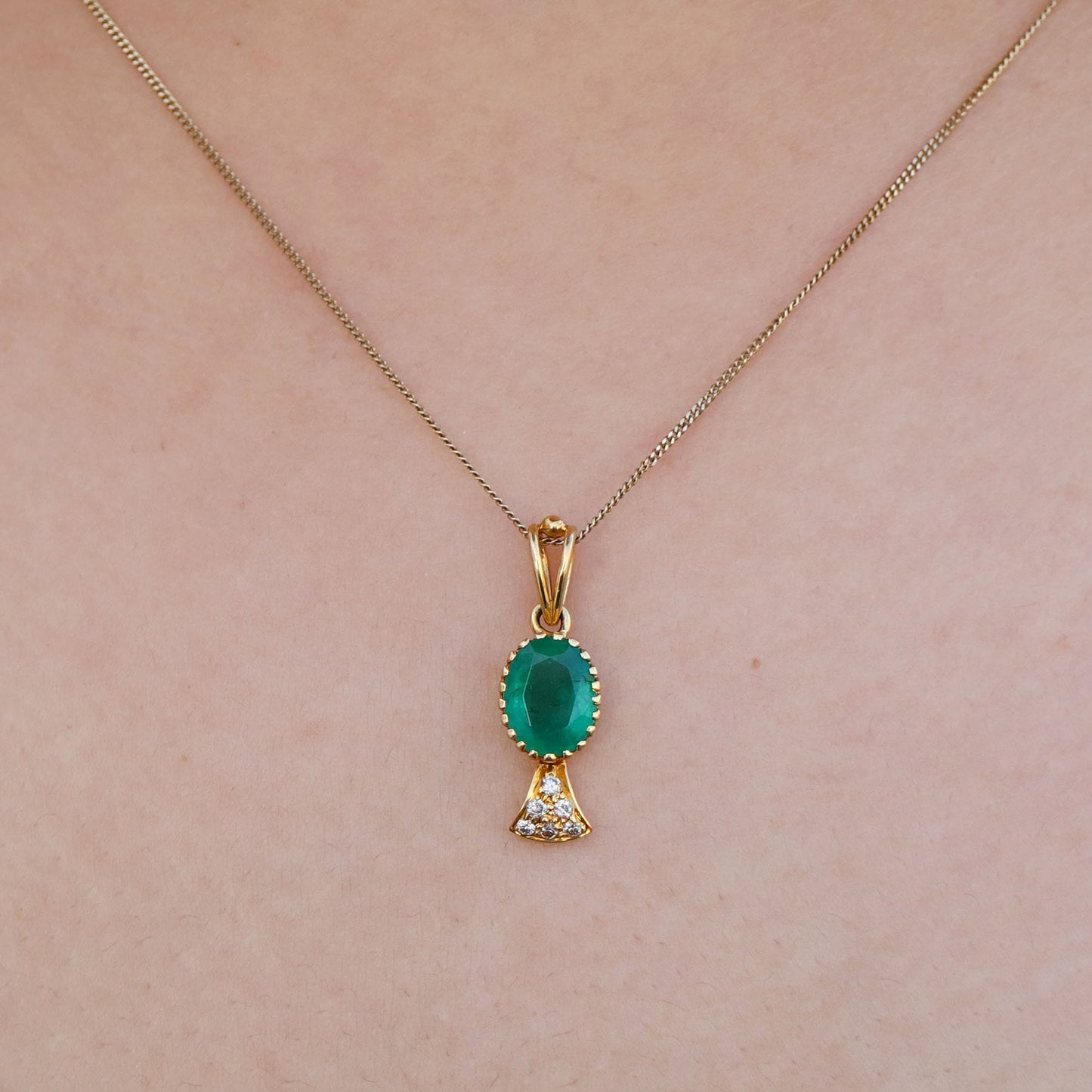 Yellow Emerald Stone Pendant 18K Gold