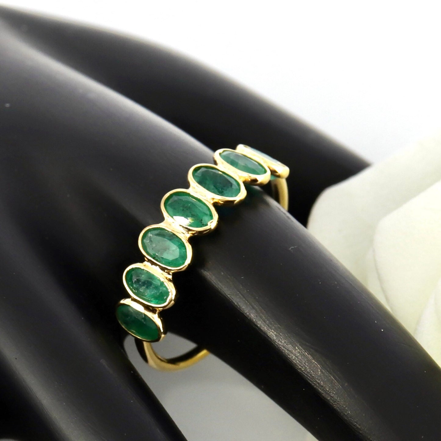 Beautiful Ring 18K Gold