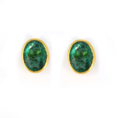 Minimalist Studs Earring 18K Gold