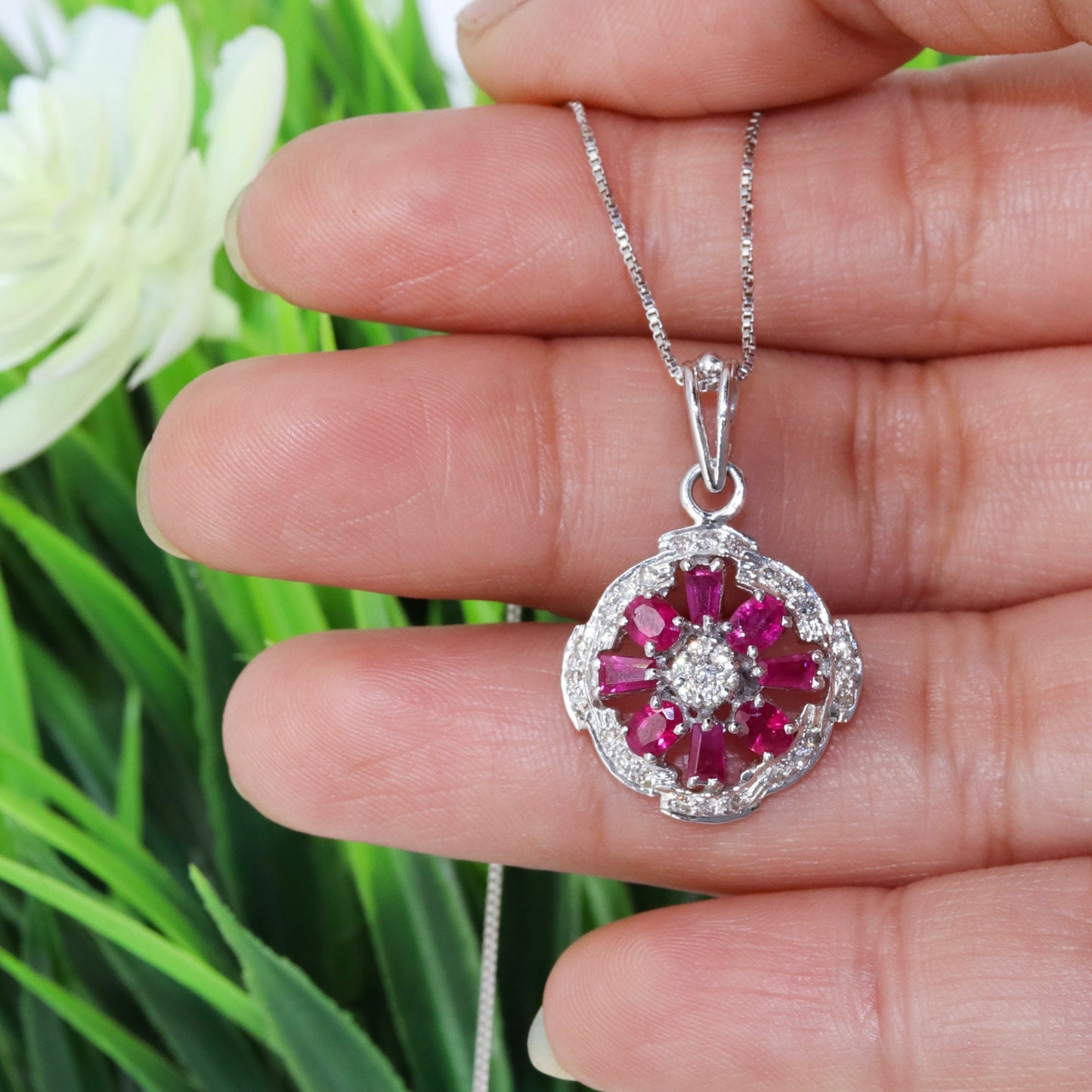 Handmade White Ruby Flower Pendant 18K Gold