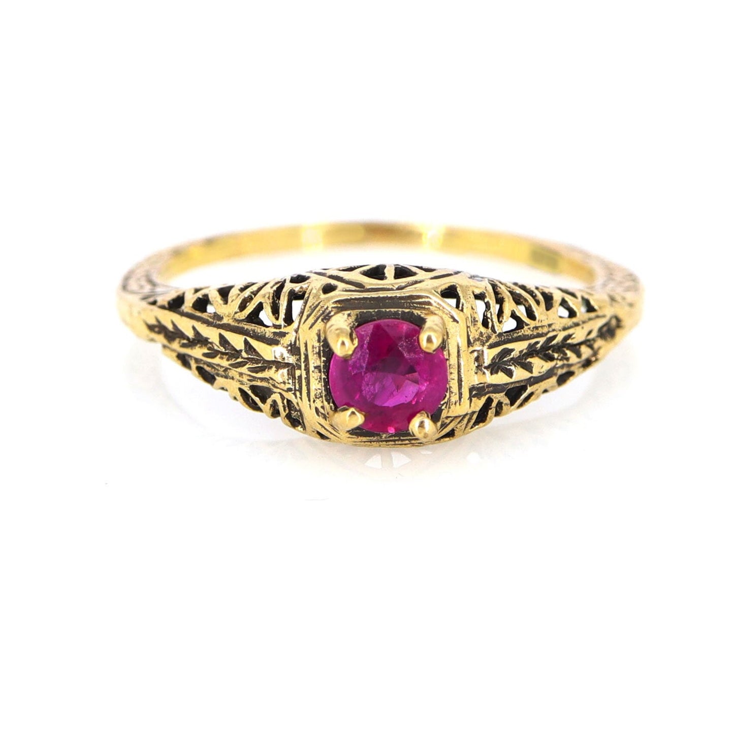 Antique Ruby Ring Gold