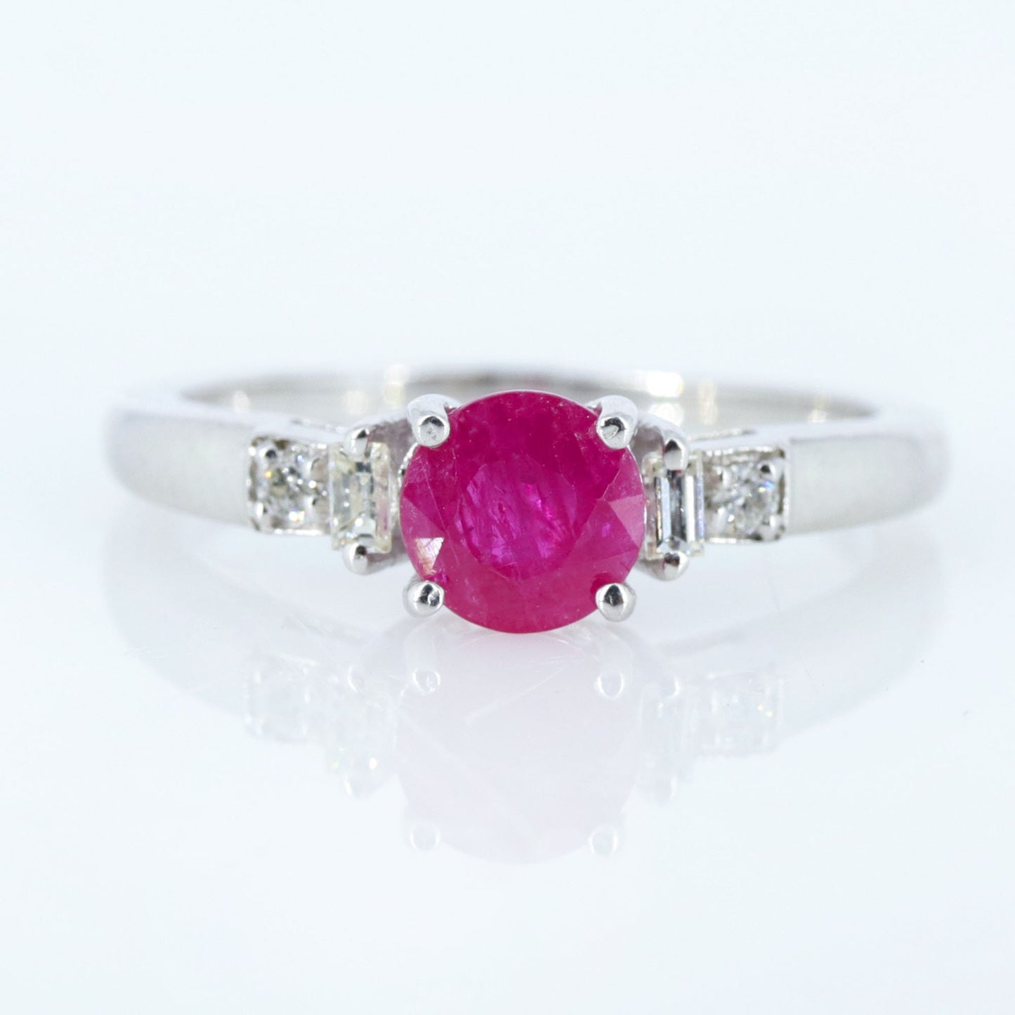 Classic Ruby Ring Silver