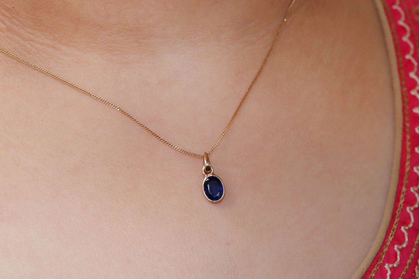 Oval Cut Blue Sapphire Necklace 14K Gold