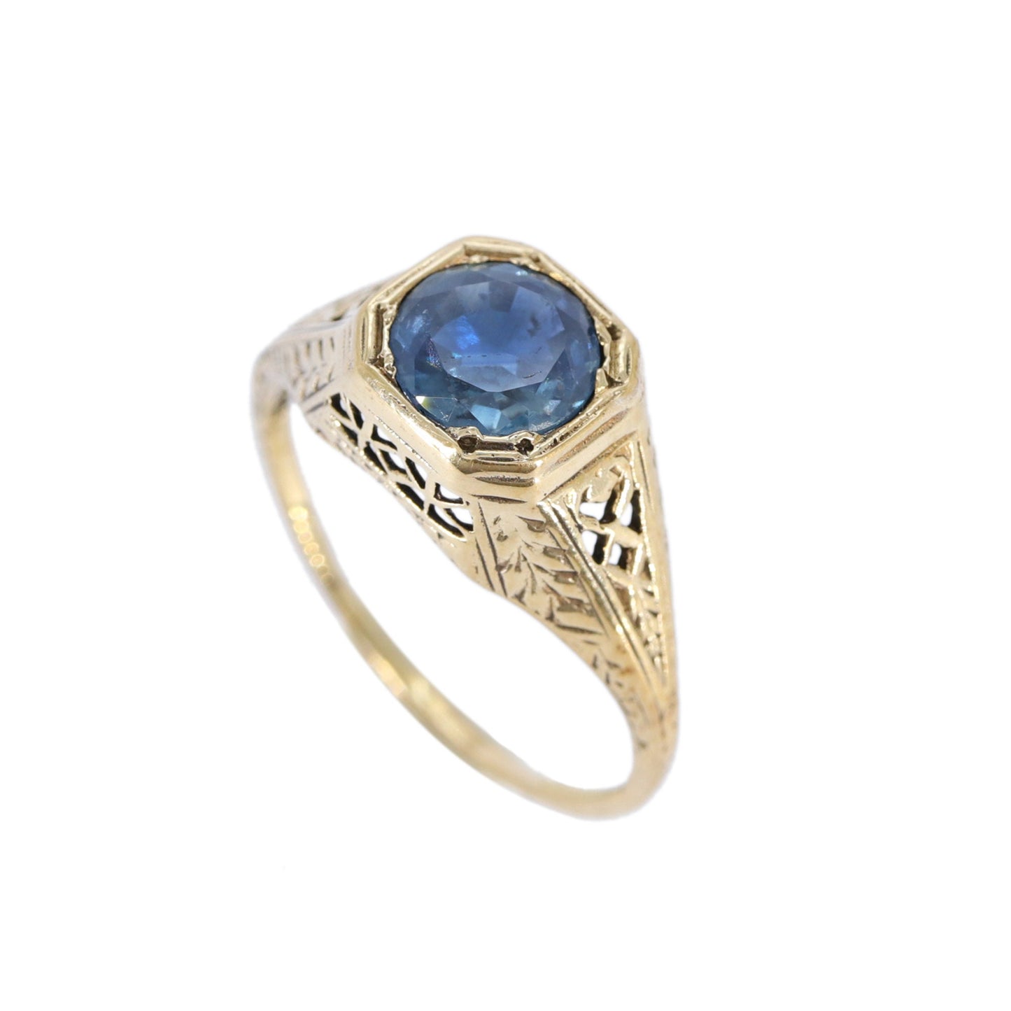 Antique Filigree 9K Ring Gold