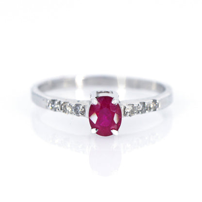 Solitaire Engagement Ring Silver