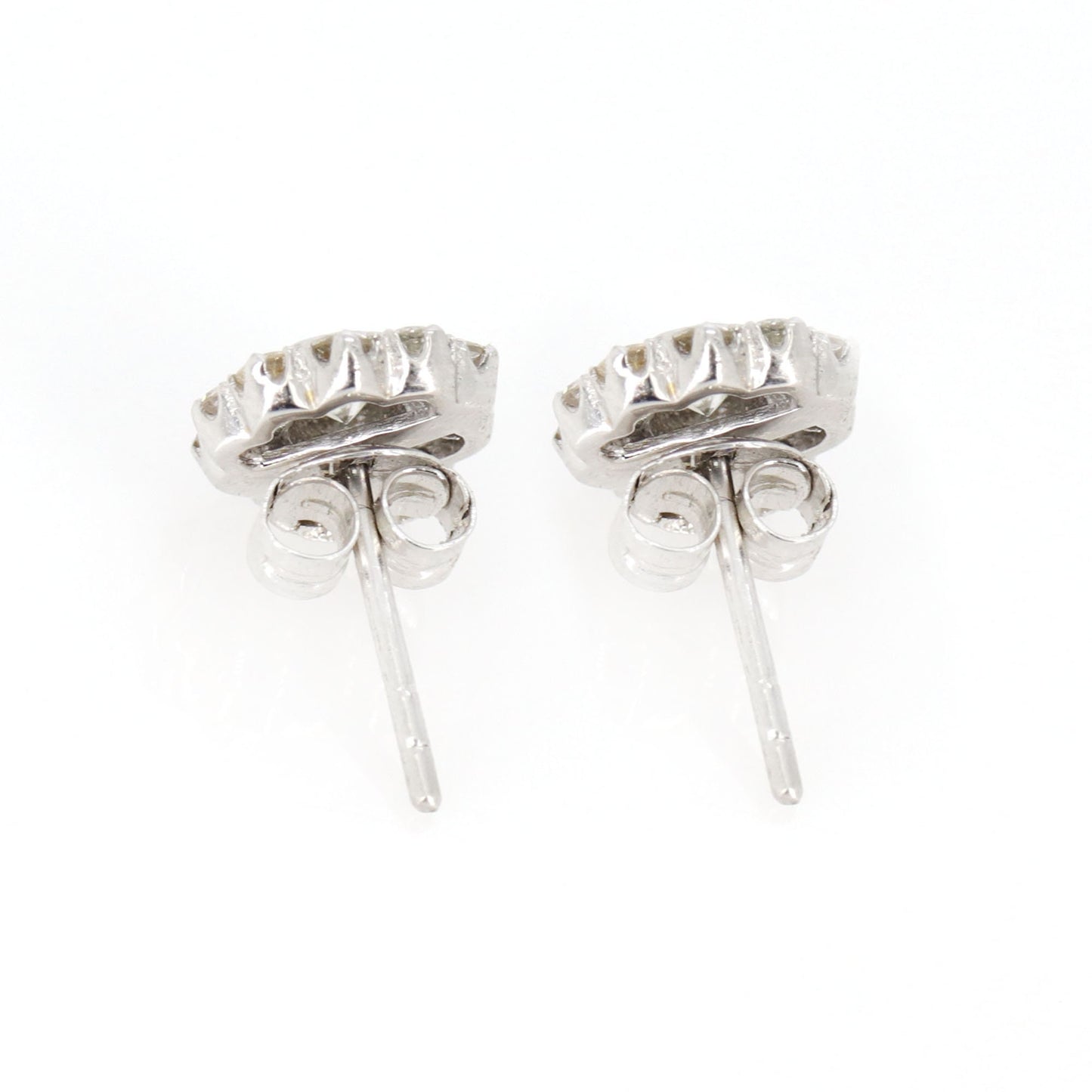 Solitaire Earring 18K Gold