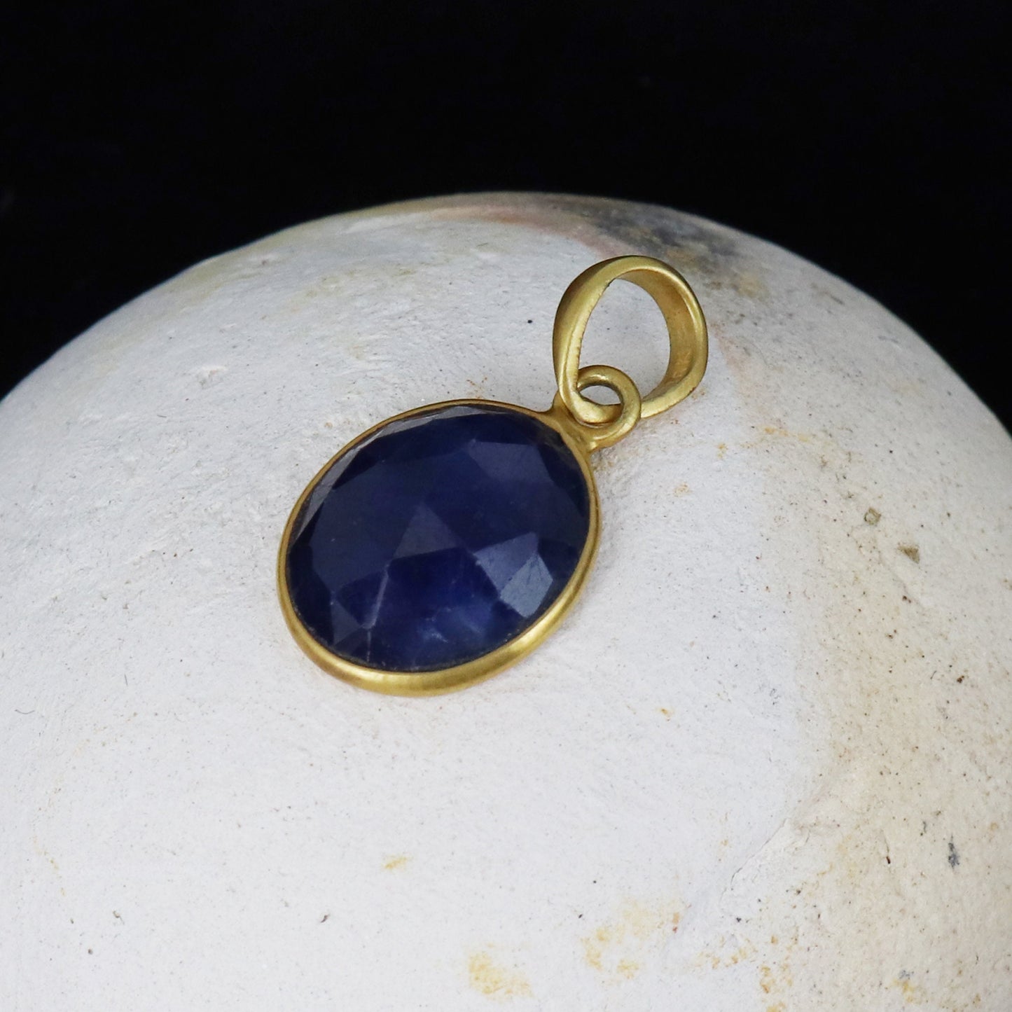 Yellow Blue Sapphire Pendant 18K Gold