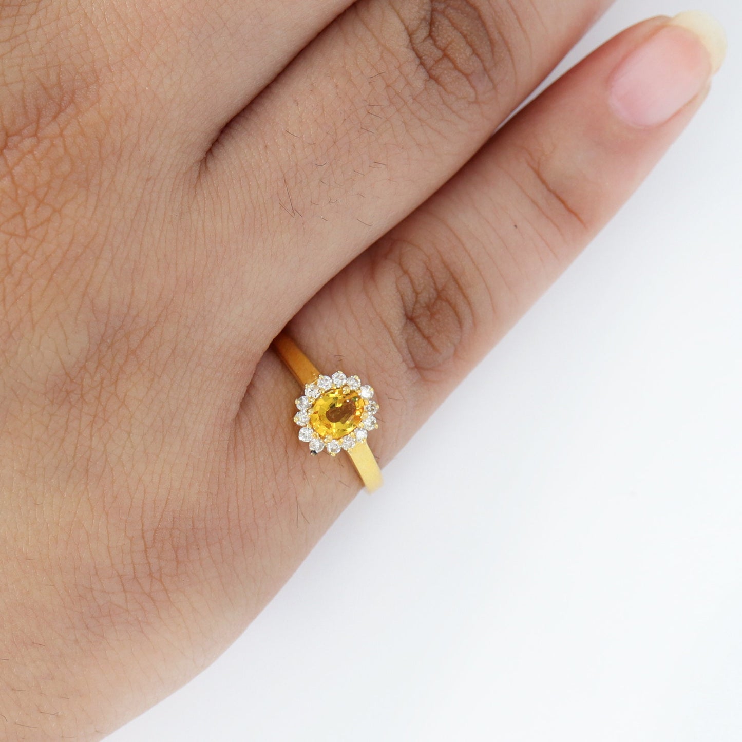 Minimalist White/Yellow Cluster Setting Ring 14K Gold