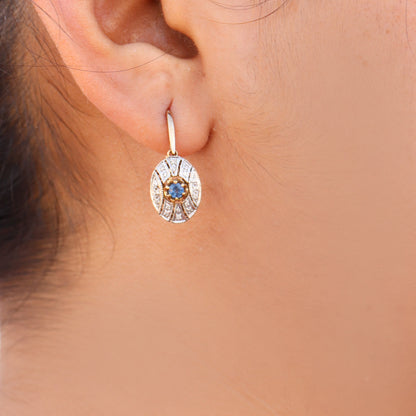 Antique Dangling Earring Gold