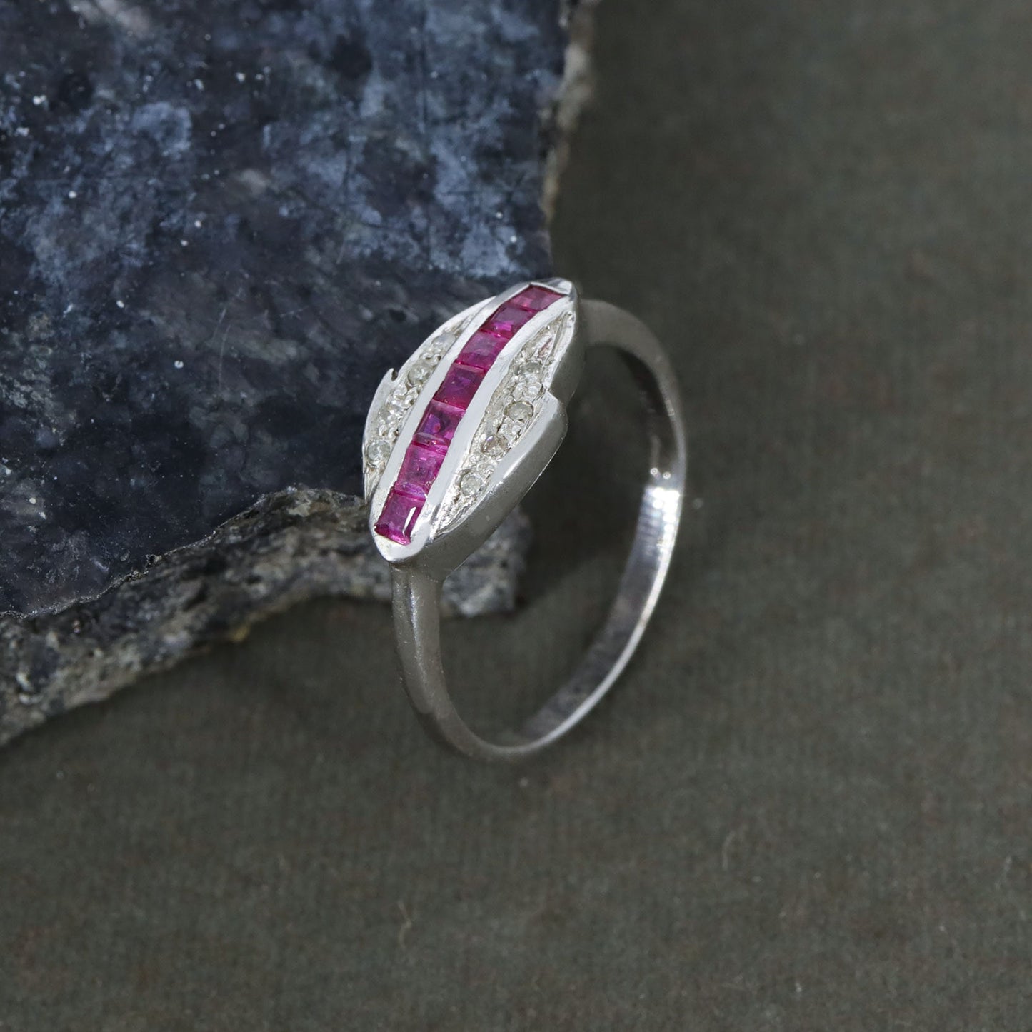 Leaf Design Ring Silver