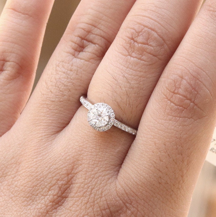 Illusion Setting 0.55 White Ring 18K Gold