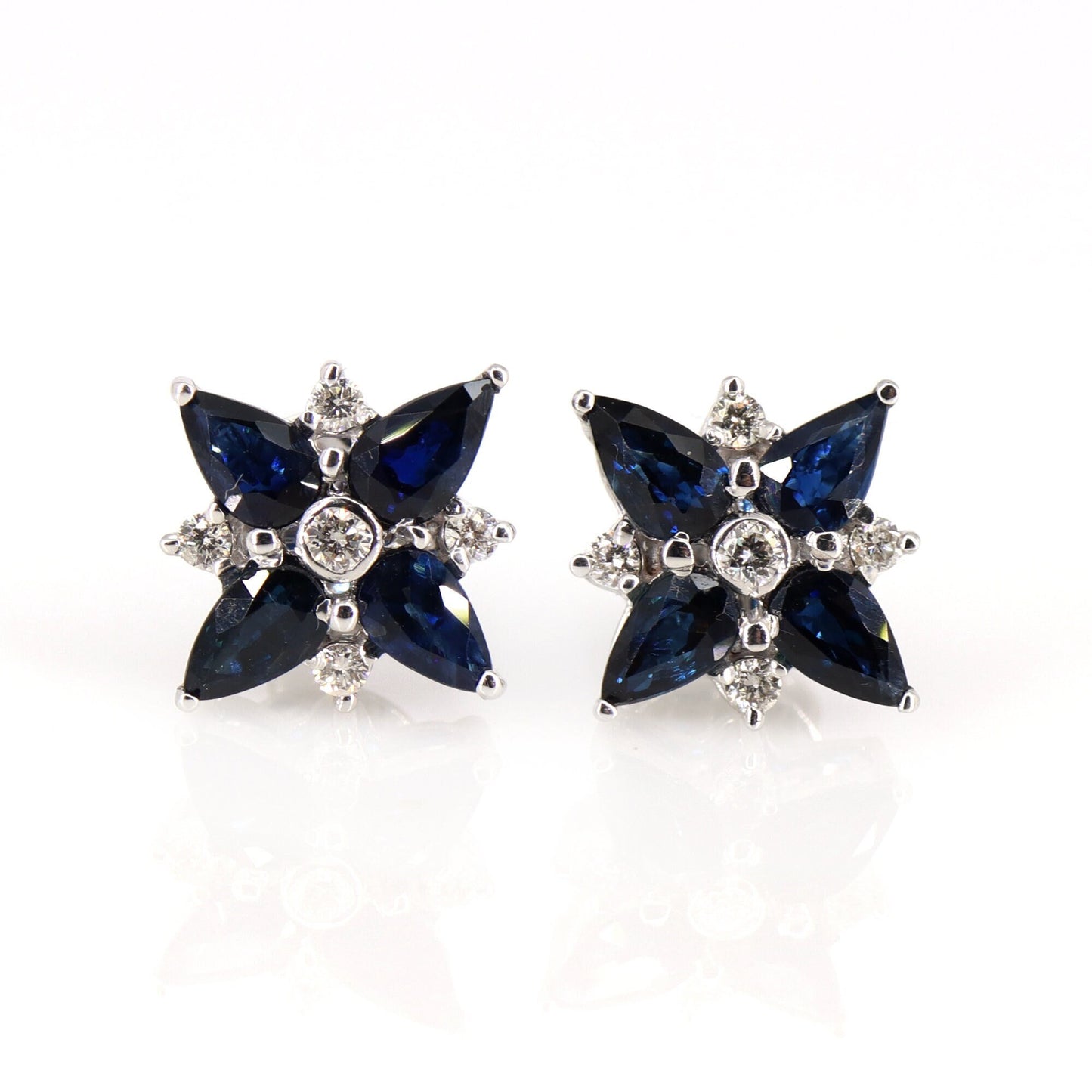 Vintage White Blue Sapphire Flower Tiny Earring 14K Gold