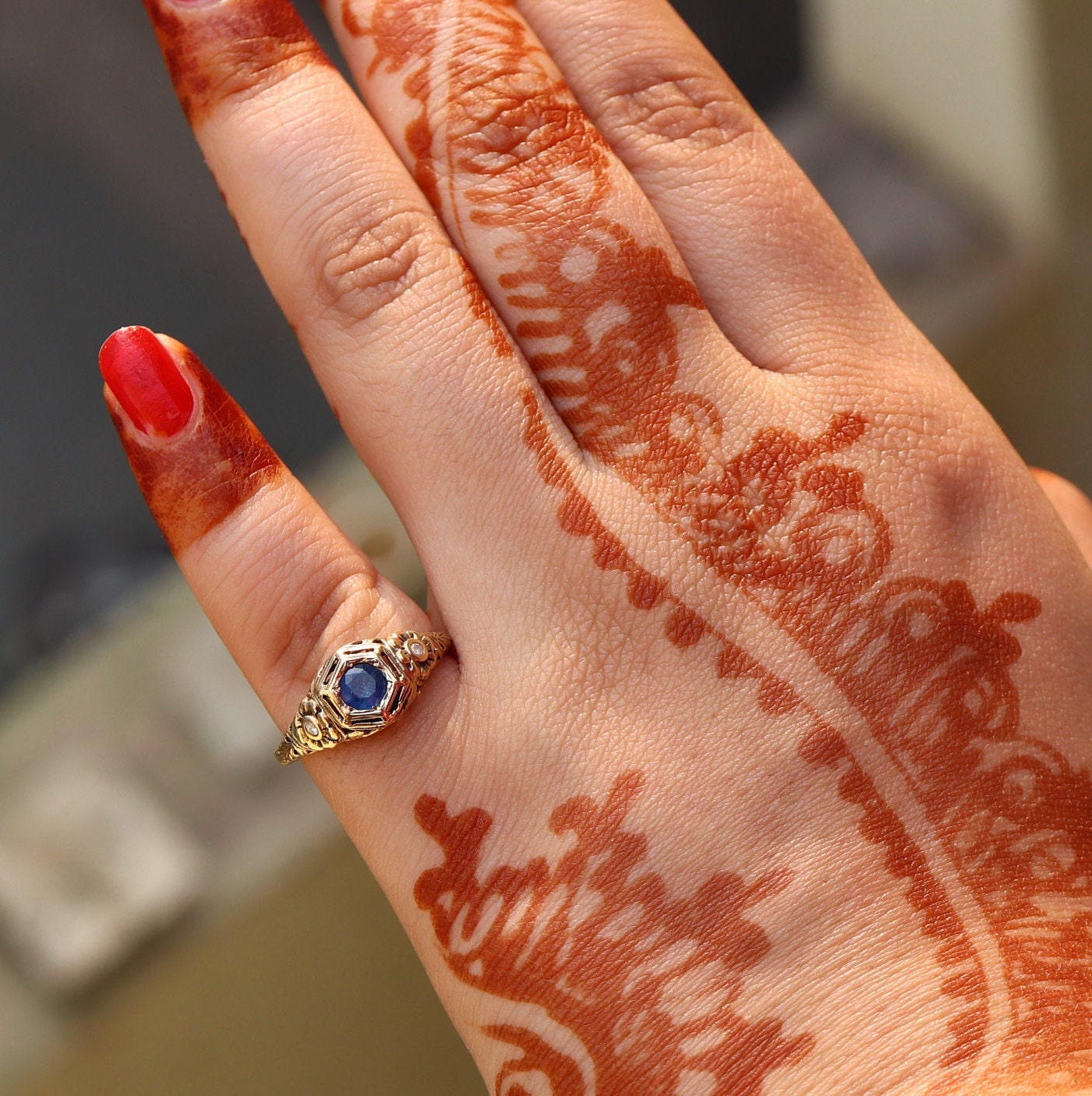 Vintage Blue Sapphire Ring Gold