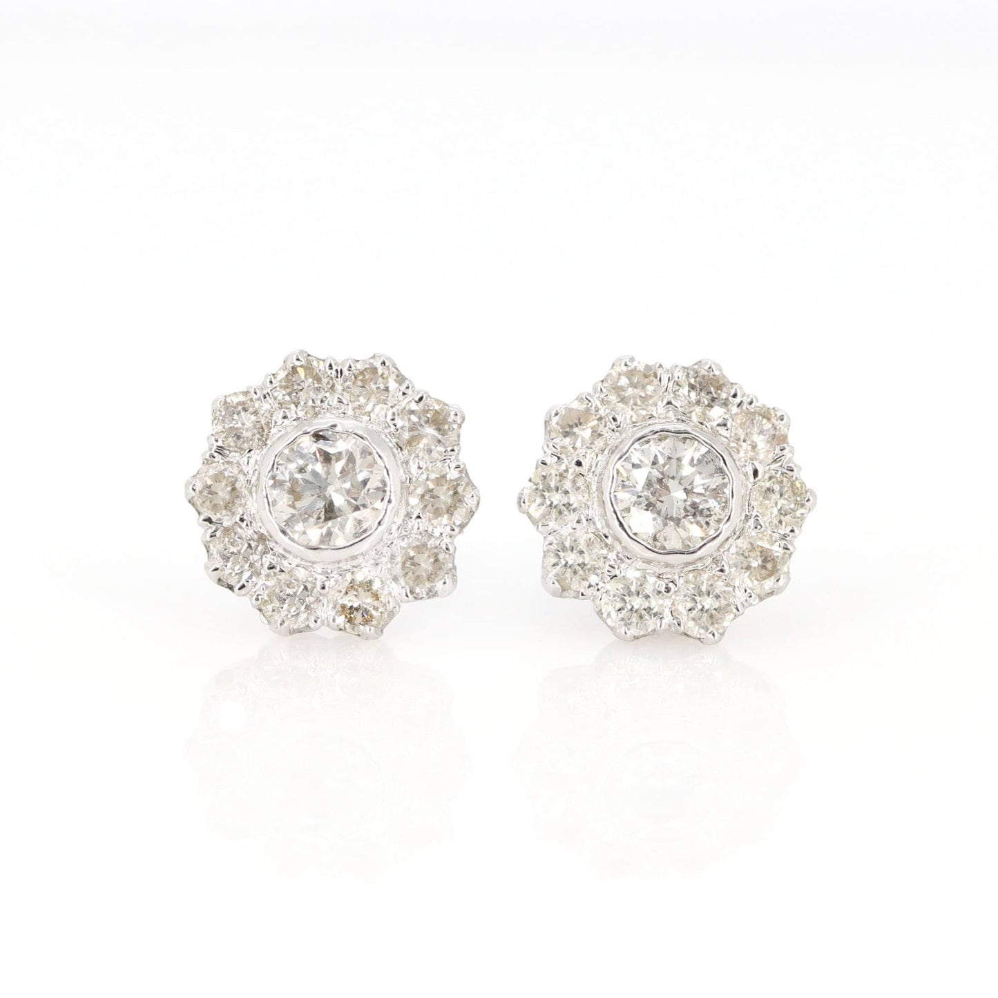 Solitaire Earring 18K Gold