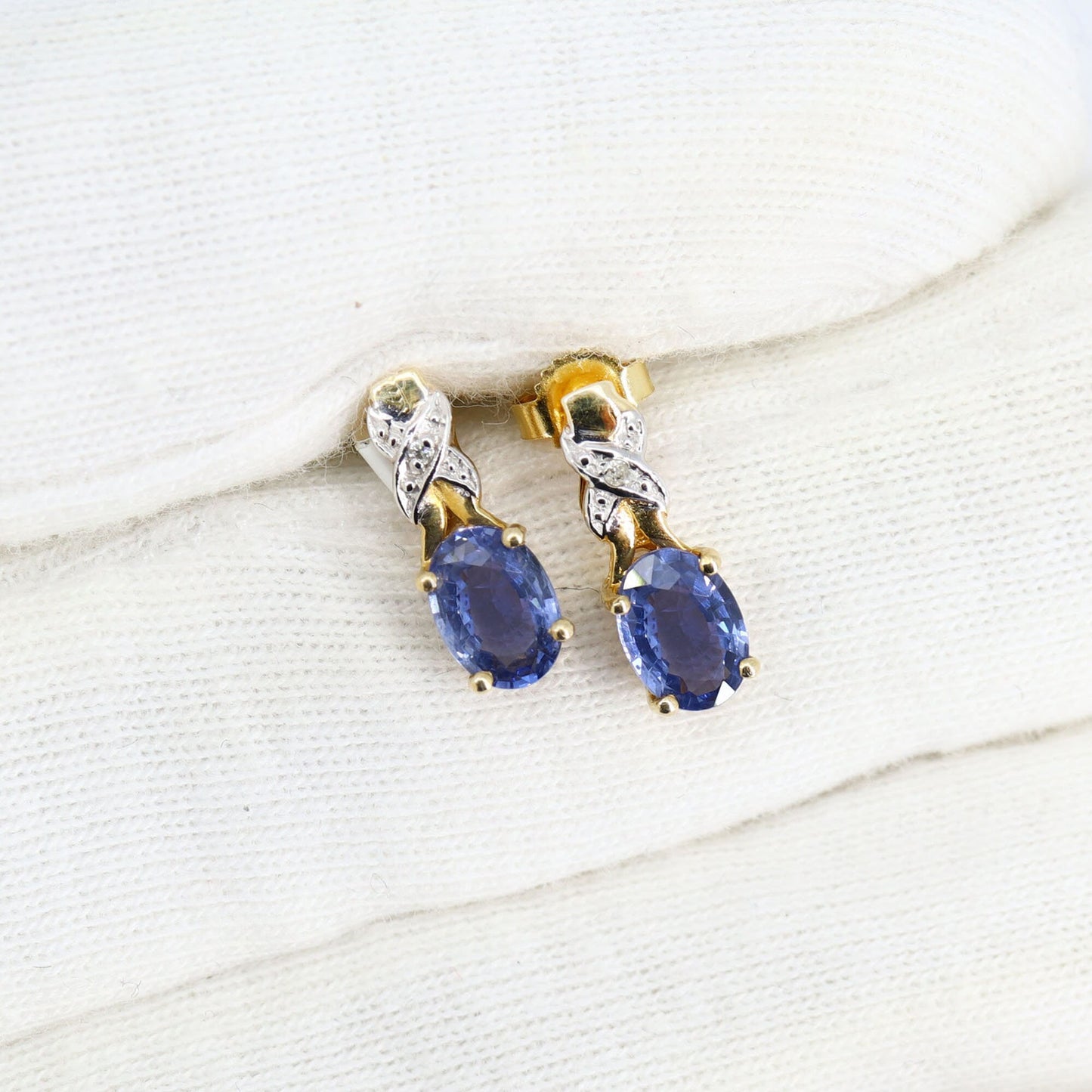 14Kt Yellow Blue Sapphire Earring Gold