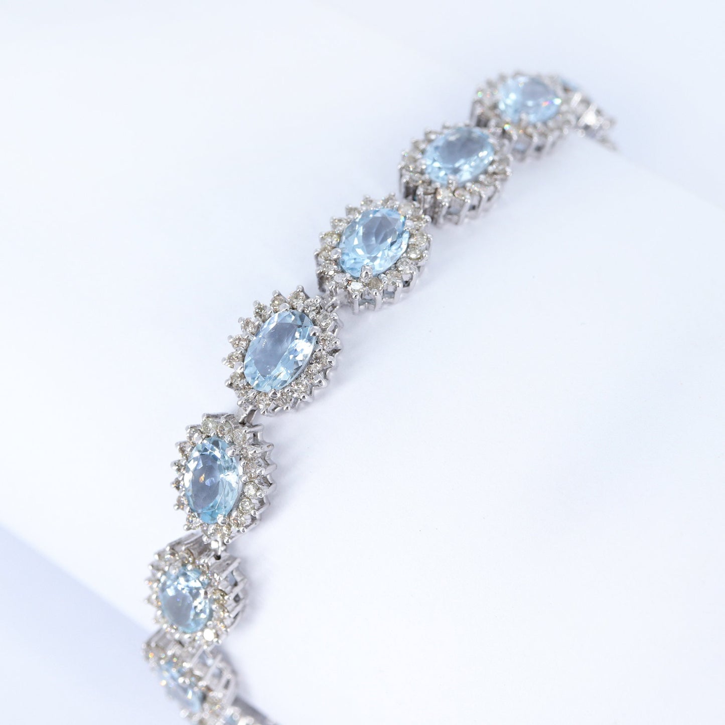 Oval Cut Aquamarine & Bracelet Silver