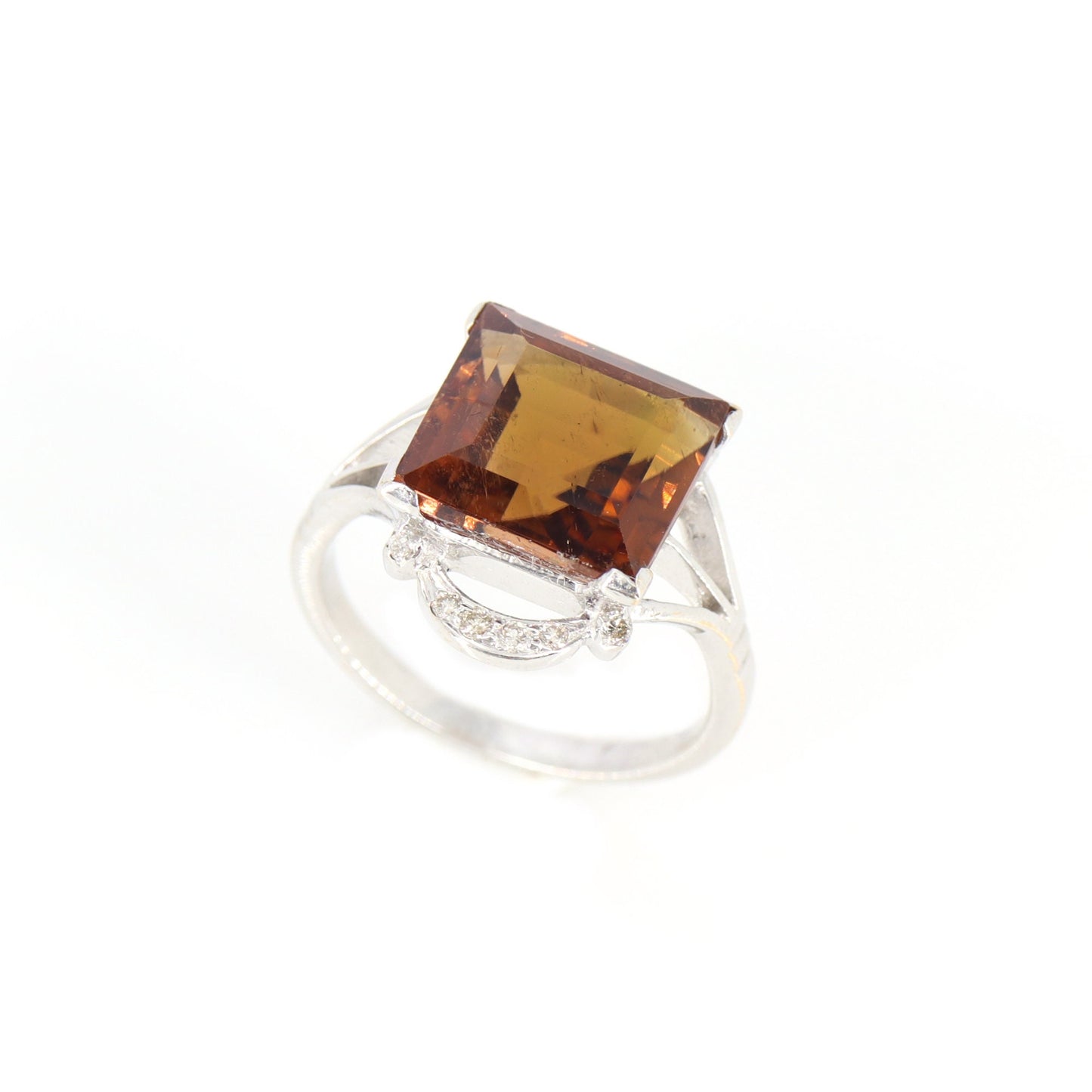 White Tourmaline Vintage Ring 14K Gold