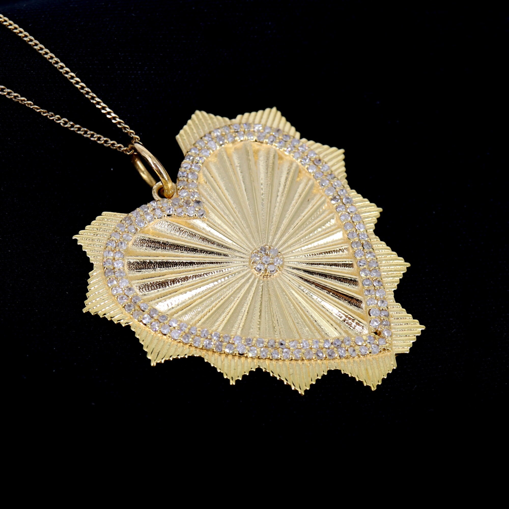 36X32Mm Shiny Heart Pendant 14K Gold