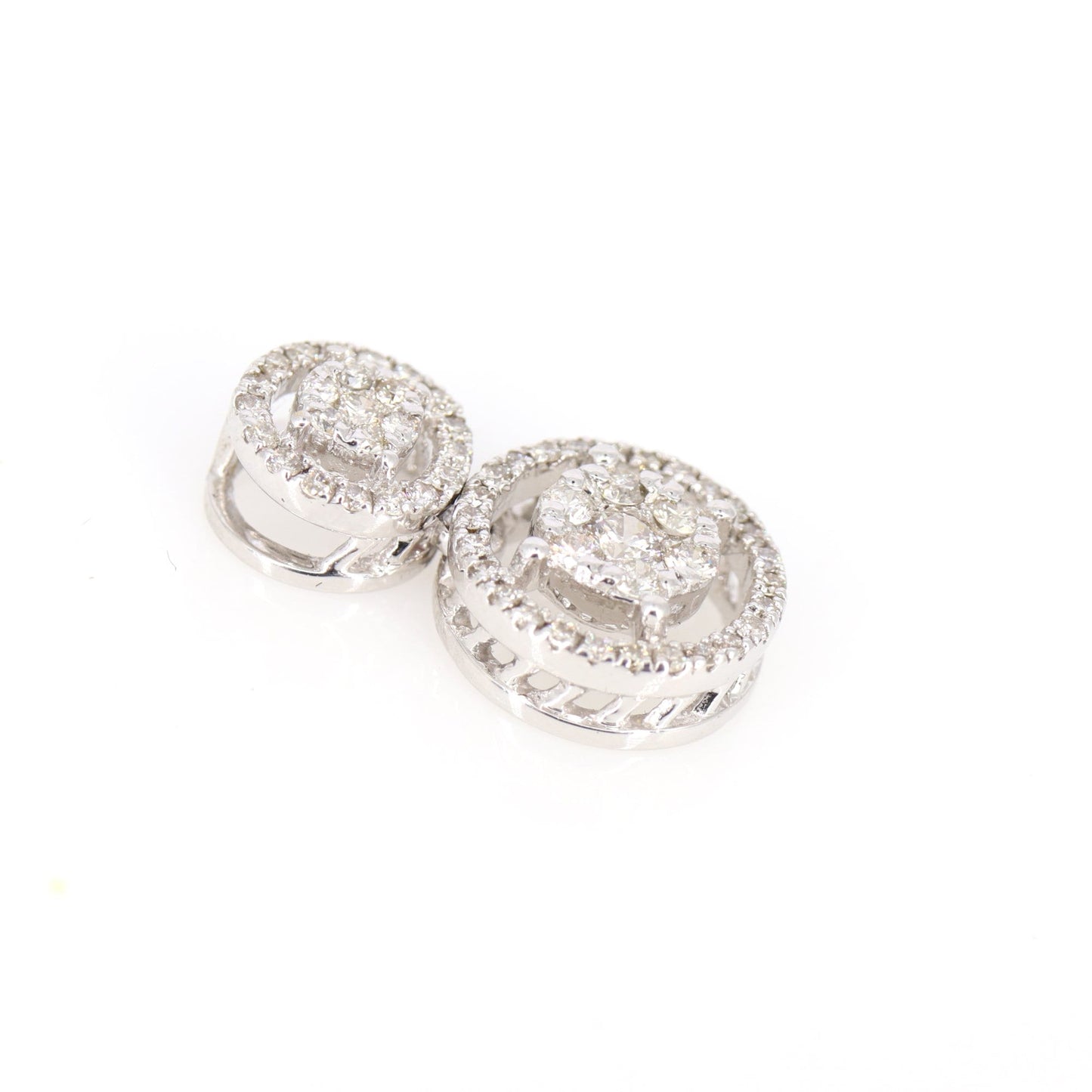 18Kt White Round Halo Pendant Gold