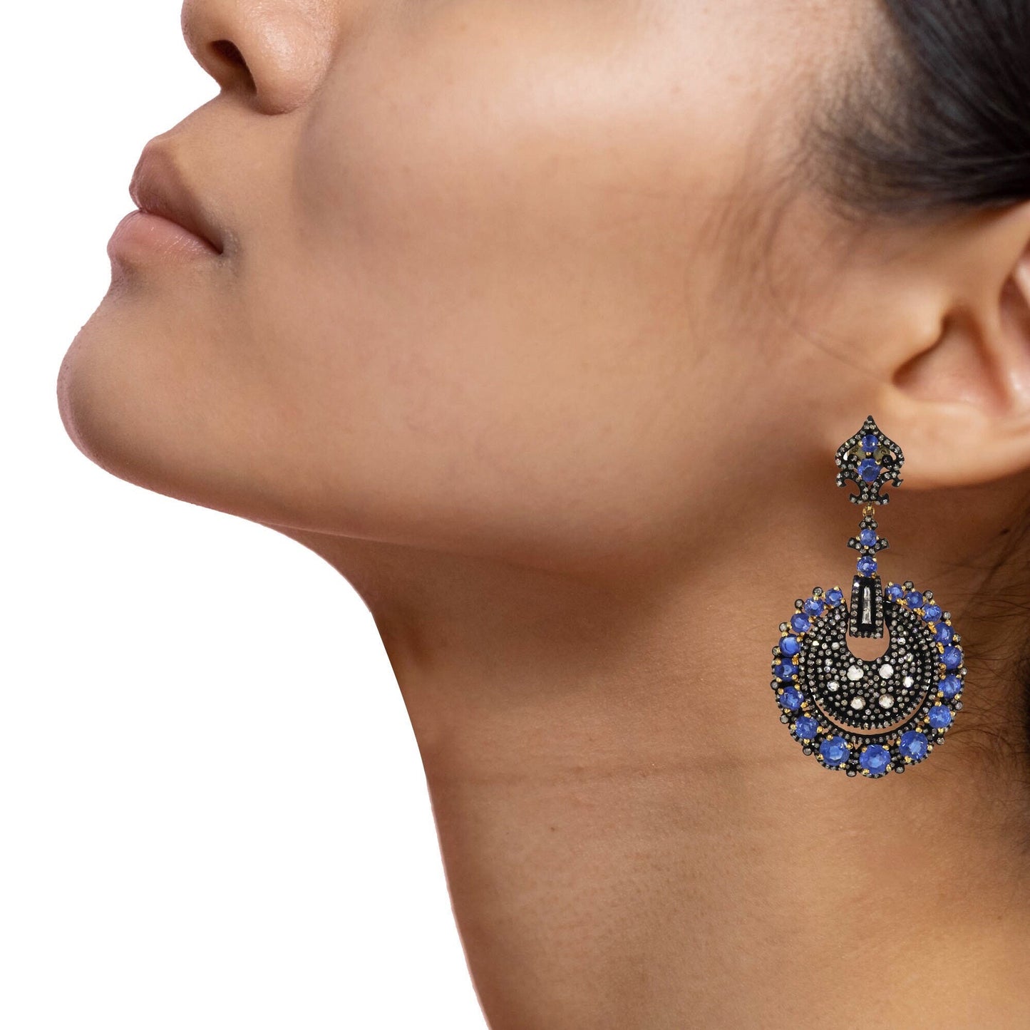 Round Shape Blue Kyanite Earring