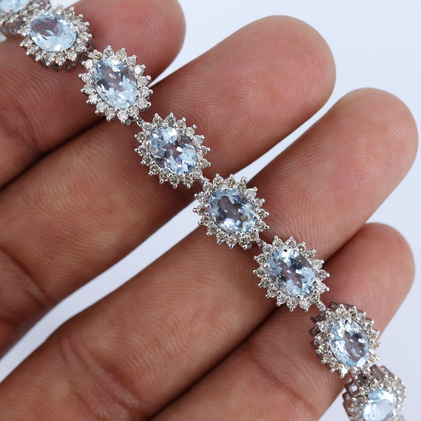 Oval Cut Aquamarine & Bracelet Silver