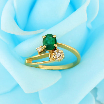 Beautiful Ring 18K Gold