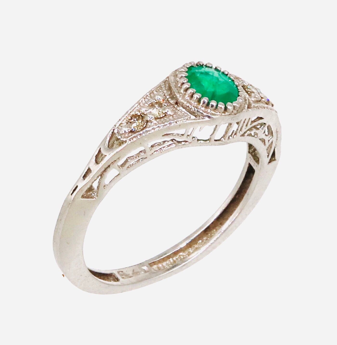 925 Sterling White Rhodium Beautiful Ring Gold