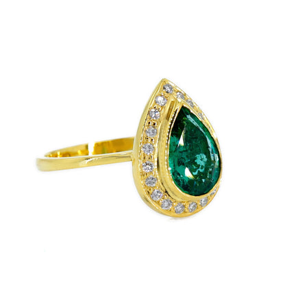 Beautiful Ring 18K Gold