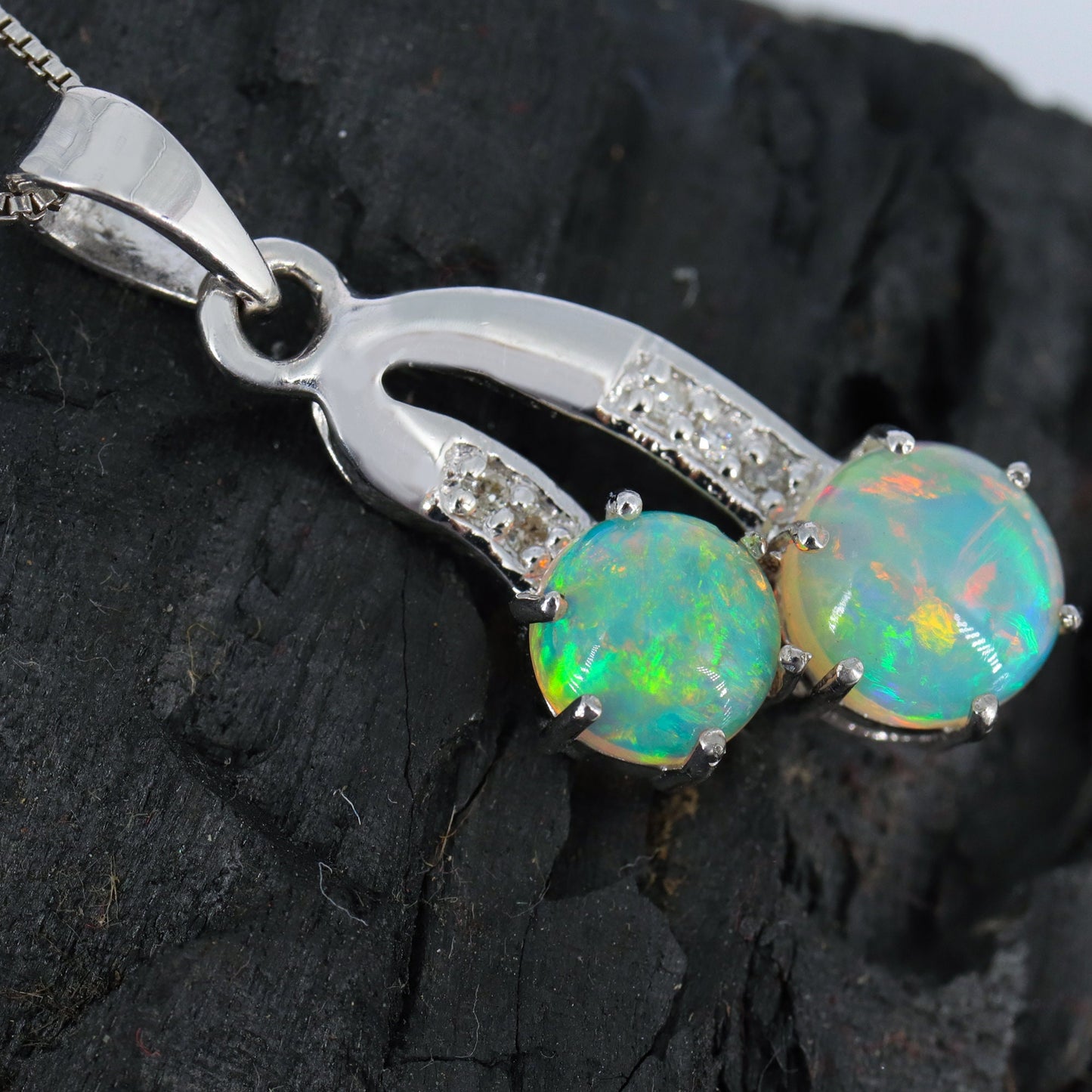 Opal Gemstone Pendant Gold
