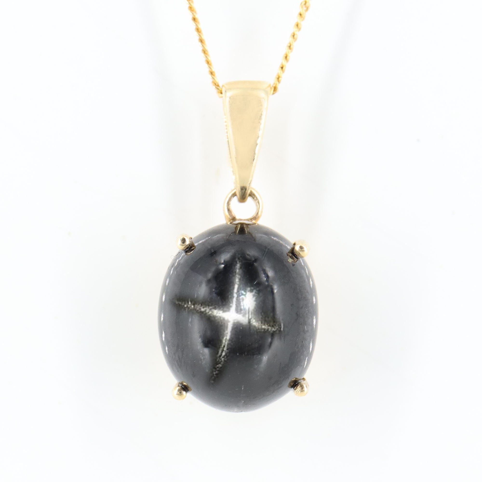 Black Star Gemstone Pendant 14K Gold