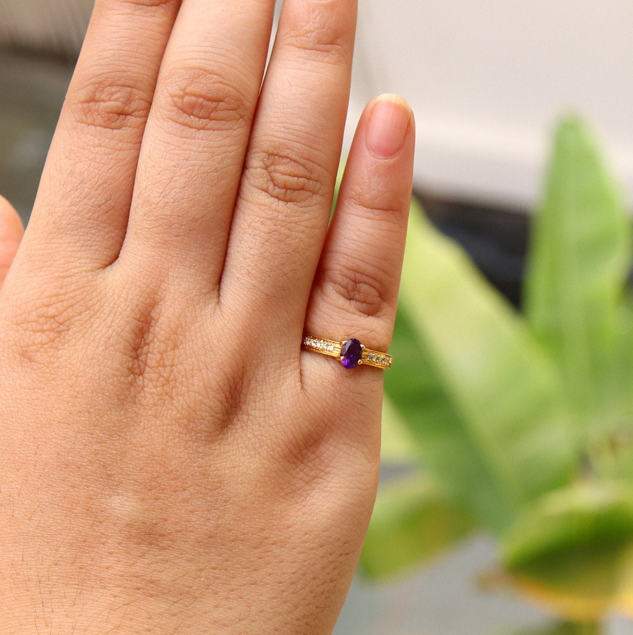 Nice Dark Amethyst Ring 18K Gold