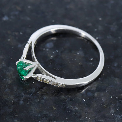 Solitaire Ring Silver