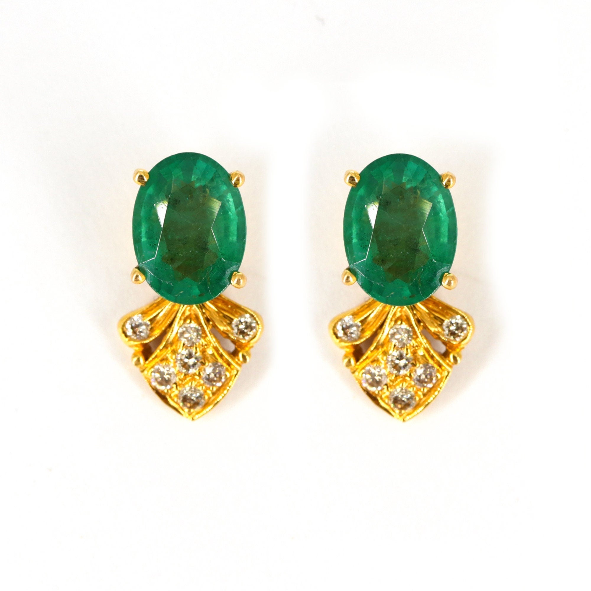 Daily Wear Earring 18K Gold
