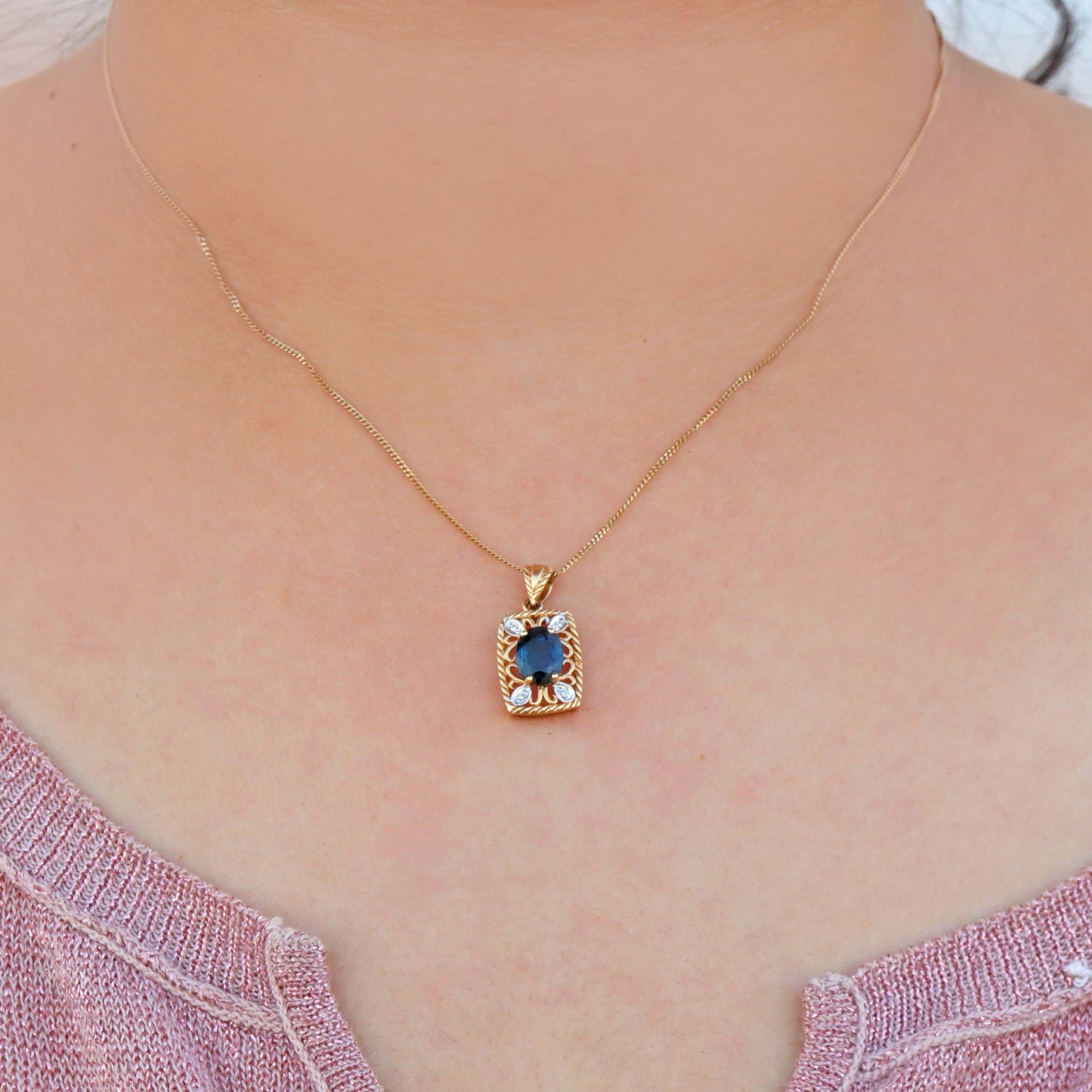 Blue Sapphire Pendant 14K Gold