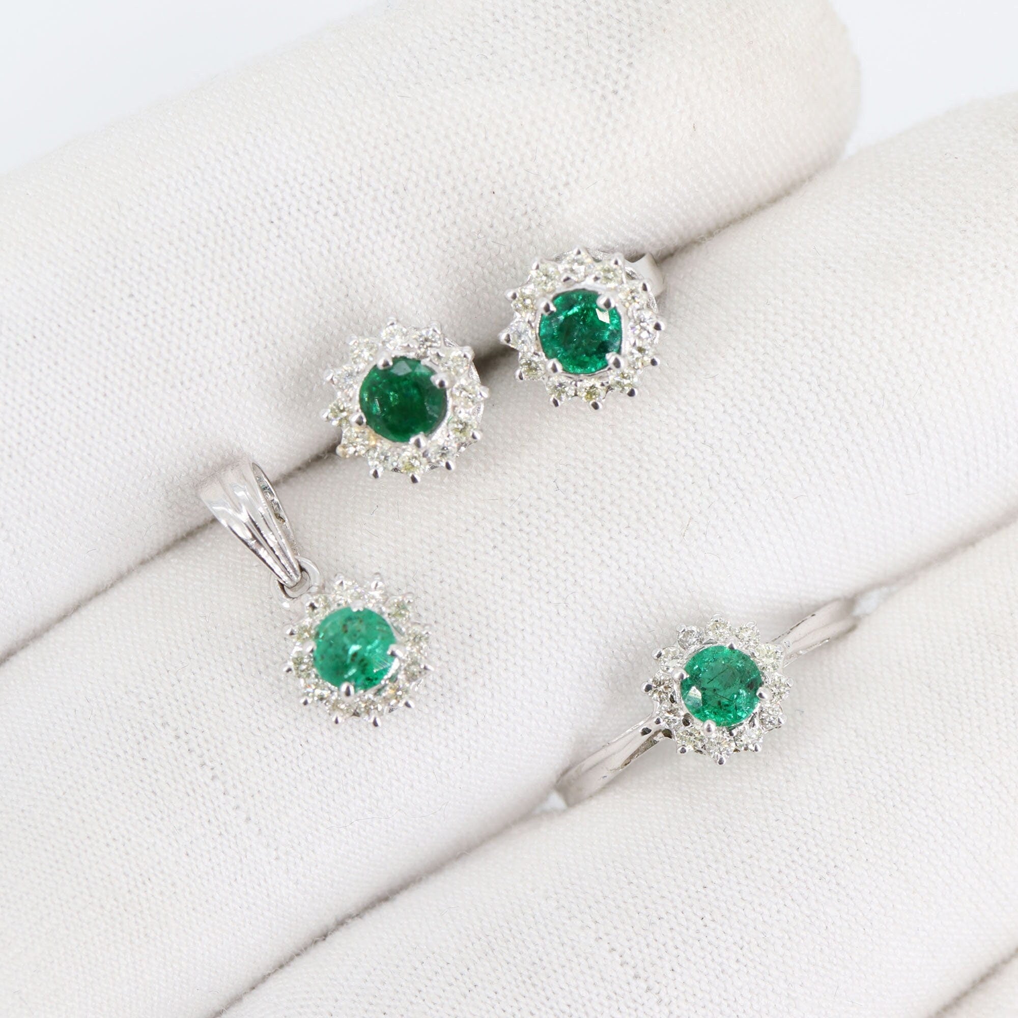 On Sale Jewelry Pendant 18K Gold